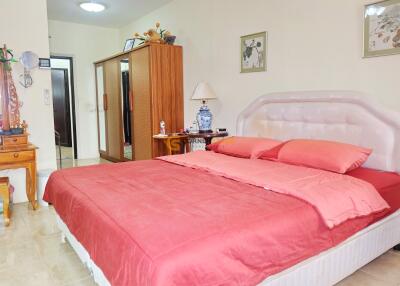 3 Bedrooms bedroom House in TW Palm Resort Jomtien