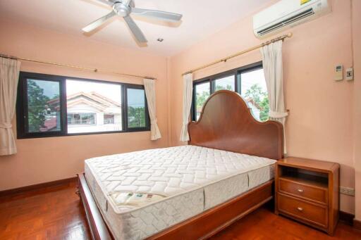 3 Bed family home : Mu Ban Chiang Mai View Suai, San Phak Wan