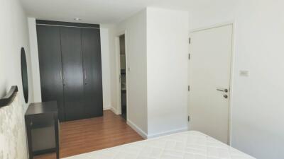 Condo for Sale at Whizdom Punnawithi Station Condominium