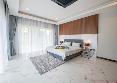 4 Bed House For Sale In East Pattaya - Whispering Palms