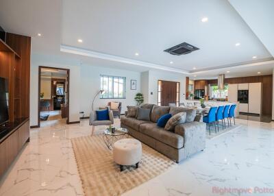 4 Bed House For Sale In East Pattaya - Whispering Palms