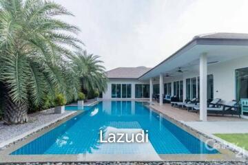 KAYLANNA  VILLAS : Quality Modern 3 Bed Pool Villa