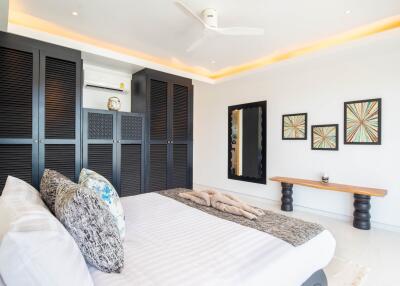 Modern 4 bedrooms villa for sale in Chaweng noi
