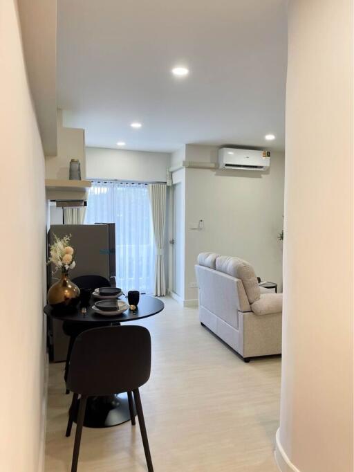 Condo for Sale at Angket Pavillion