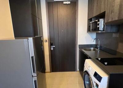 Condo for Rent at Ashton Chula-Silom