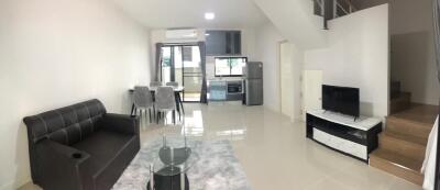 Baan Klang Muang Srinakarin-Onnut - 3 Bed Townhouse for Rent *BAAN11846