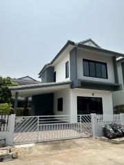 House for Rent at Baan Permsub Hang Dong