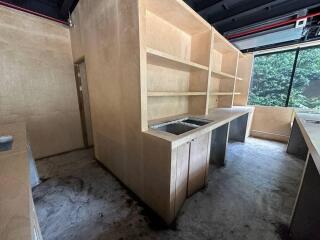 Commercial/Shophouse for Rent in Prompong