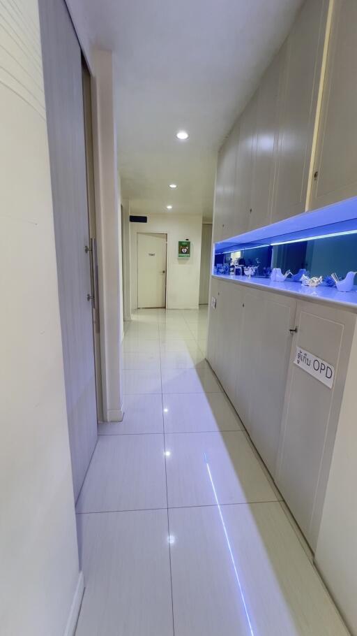 Office building for Rent in Sukhumvit