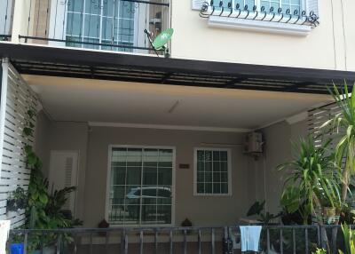 Townhouse for Rent at Diya Valley Samkamphaeng