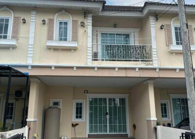 Townhouse for Rent at Diya Valley Saraphi