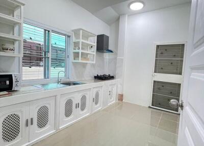 3 Bedroom House for Rent in , Hang Dong. - DIYA16741