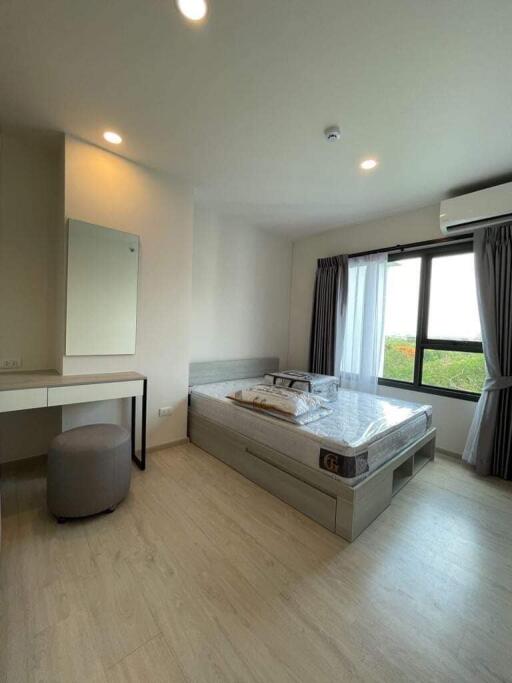 Condo for Rent at Escent Park Ville