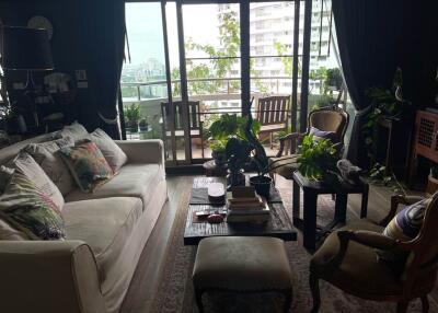 Flora Ville - 2 Bed Condo for Sale *FLOR11214