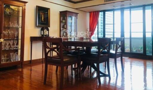 Condo for Sale at Flora Ville