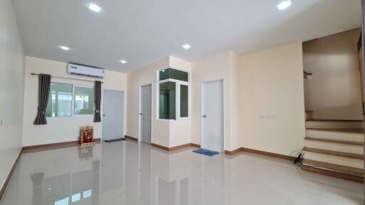 Townhouse for Sale at Golden Town Bangna-Kingkaew