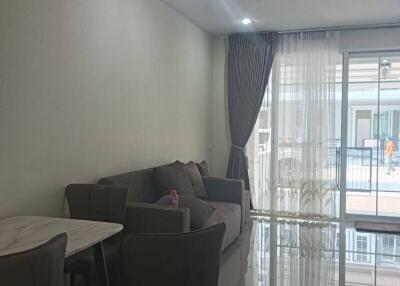 Townhouse for Rent at Golden Town RuamChok