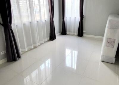 House for Rent at Graceland Family Residences