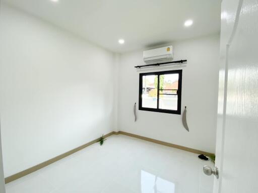 House for Rent in Ban Waen, Hang Dong.