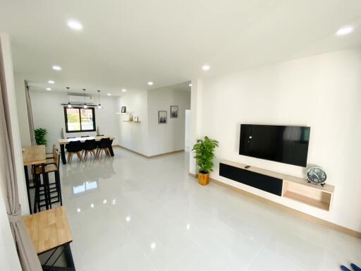 House for Rent in Ban Waen, Hang Dong.