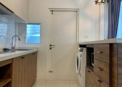 Indy 2 Bangna-Ramkhamhaeng 2 - 3 Bed Townhouse for Rent *INDY11817