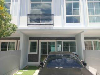 Townhouse for Sale at Indy 2 Bangna-Ramkhamhaeng 2