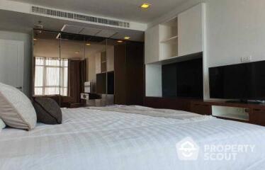 3-BR Condo at Nusasiri Grand Condominium near BTS Ekkamai