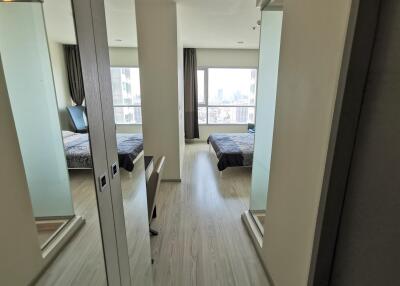 Life Ratchadapisek - 2 Bed Condo for Sale, Rented *LIFE11329