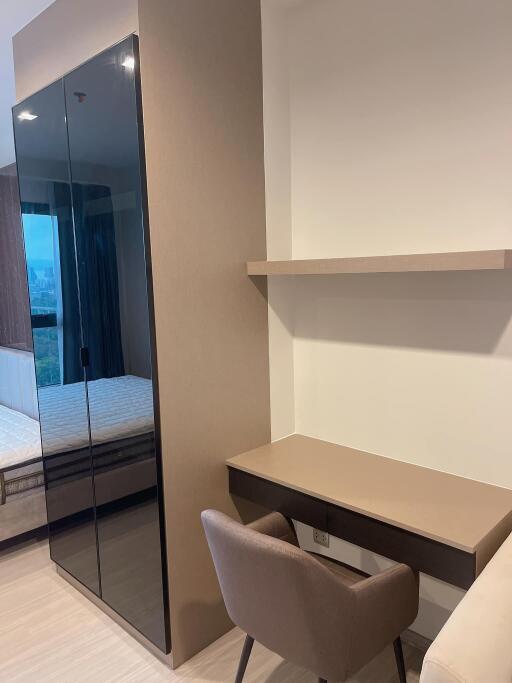 Condo for Rent at Life Asoke Hype