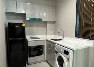 Life One Wireless - 1 Bed Condo for Rent, Sale *LIFE11672