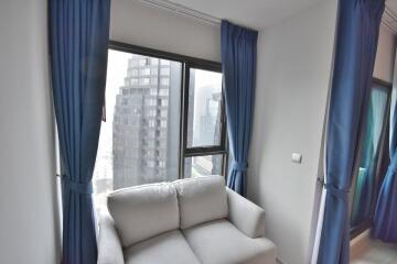 Condo for Rented at Life Asoke - Rama 9