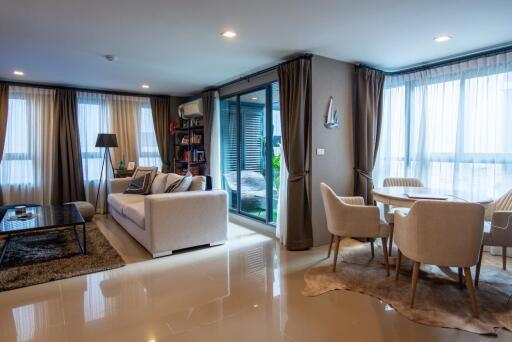 Mirage Sukhumvit 27 - 2 Bed Condo for  *MIRA11821