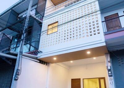 Townhouse for Rent, Sale in Mae Hia, Mueang Chiang Mai