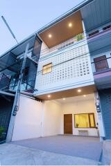 Townhouse for Rent, Sale in Mae Hia, Mueang Chiang Mai