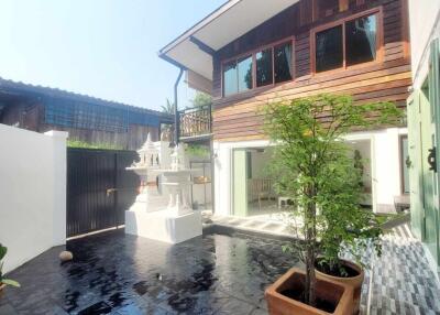 House for Rent in Chang Moi, Mueang Chiang Mai.