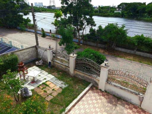 Land for Sale at Mueang Thong 2 Phase 4 Village