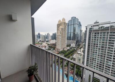 Condo for Rent at Nara 9