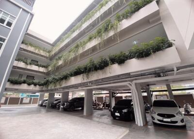 Condo for Rent at One Plus Klong Chon - Suthep