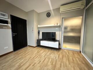 Condo for Rent at One Plus Klong Chon 2