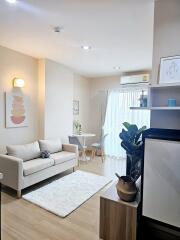 One Plus 19 - 1 Bed Condo for Sale. - ONEP16733