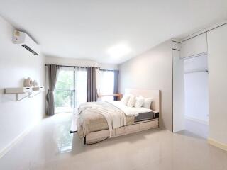 180 ตรม., 3 ห้องนอน, 2 ห้องน้ำ ทาวน์เฮ้าส์ ราคา ฿ 2,490,000