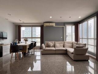 Condo for Sale at Pathum Wan Resort