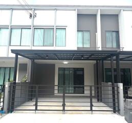 Pleno Bangna-Onnut - 3 Bed Townhouse for Rent *PLEN11531