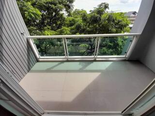 Condo for Sale, Sale w/Tenant at Rawee Waree Condo