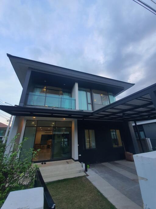 For Rent Single House Setthasiri Krungthep Kreetha Krungthep Kreetha Bang Kapi