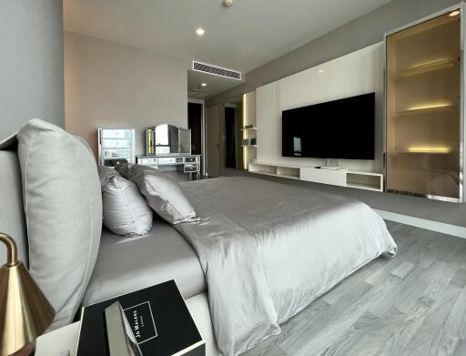 The Room Wongwian Yai - 2 Bed Condo for Sale *ROOM11986