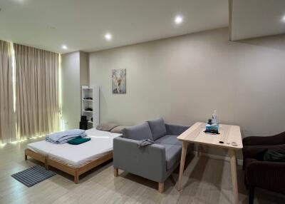 The Room Sukhumvit 21 - 1 Bed Condo for Rent *ROOM11989