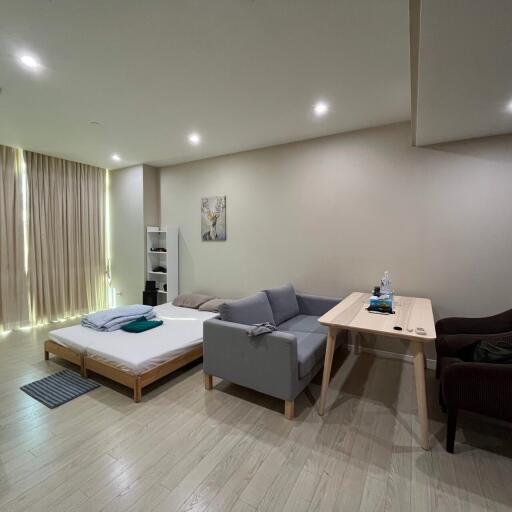 The Room Sukhumvit 21 - 1 Bed Condo for Rent *ROOM11989