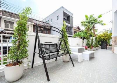 Townhouse for Rent at Sabbath Residence Chatuchak