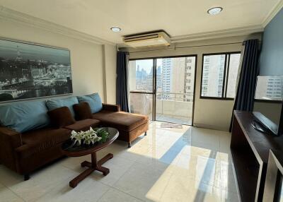 Condo for Rent at Saranjai Mansion